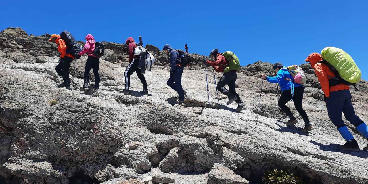 How Many Days Are Needed for a Safe Kilimanjaro Hike to the Summit?